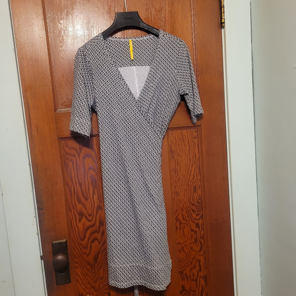 Lole Gray Sheath Midi Dress V-neck 3/4 Sleeve